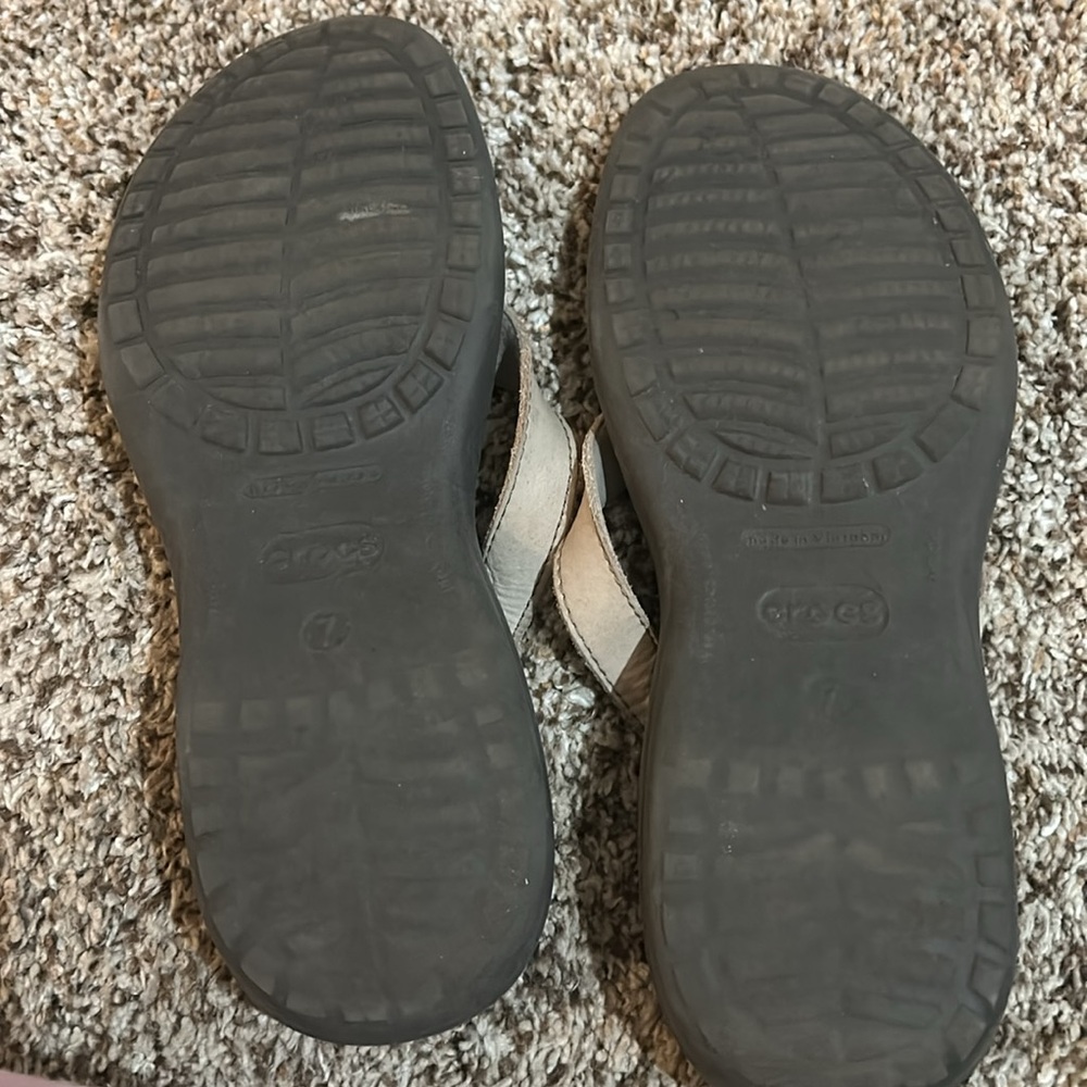 Sandals - Picture 3 of 3